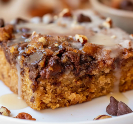 Hog Trough: A Piece of Cake for Dessert Lovers