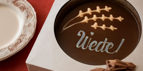 Experience the charm of a Russian service restaurant and the innovation of a new thriving restaurant