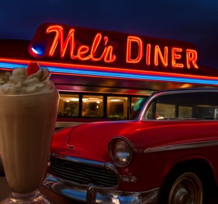 Enjoy a feast at 50s diner and early harvest diner